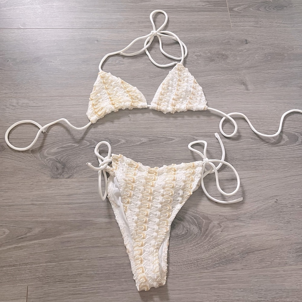 Pretty Little Thing Cream Metallic Netted Crochet… - image 3